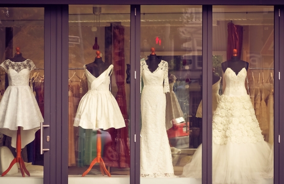 Vestido de noiva para baixinhas: saiba qual escolher